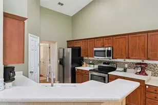 3883 Kingston Oaks Cove, Oviedo, FL 32765 - Photo 17