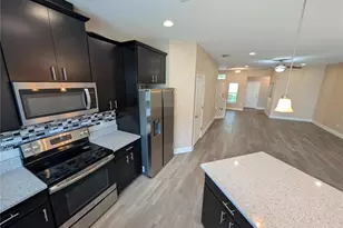 11451 Crowned Sparrow Ln, Tampa, FL 33626 - Photo 7