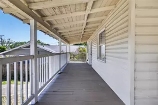 114 W Wilder Ave, Tampa, FL 33603 - Photo 11