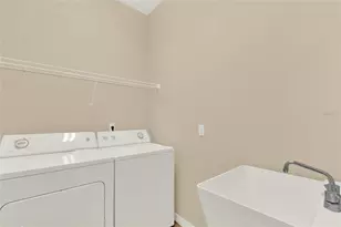 12561 Westfield Lakes Cir, Winter Garden, FL 34787 - Photo 27