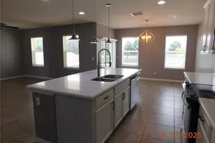 3199 Turret Dr, Kissimmee, FL 34743 - Photo 5