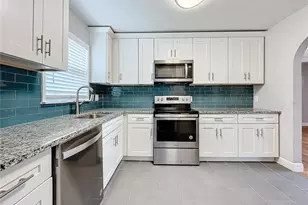 5340 5th Ave S, Saint Petersburg, FL 33707 - Photo 5