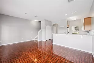 3757 Clubside Pointe Dr, Orlando, FL 32810 - Photo 5