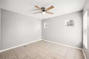 3757 Clubside Pointe Dr, Orlando, FL 32810 - Photo 15