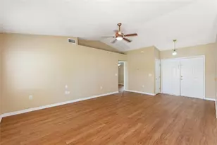 206 Windridge St, Davenport, FL 33837 - Photo 5