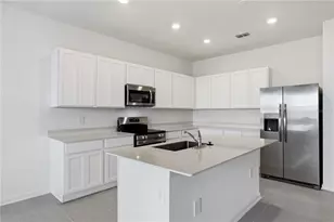 3122 Kurtz Ter, Davenport, FL 33837 - Photo 3