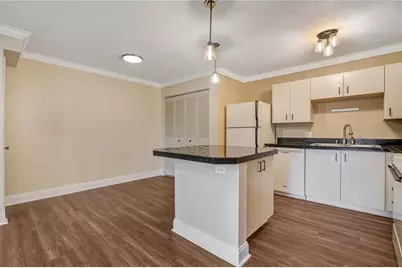 370 Lake Tahoe Court #202, Altamonte Springs, FL 32701 - Photo 9