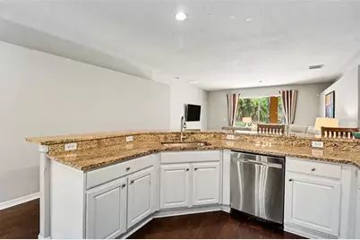10161 Sandy Marsh Lane, Orlando, FL 32832 - Photo 13