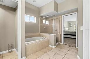10161 Sandy Marsh Ln, Orlando, FL 32832 - Photo 23