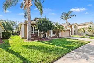 10161 Sandy Marsh Ln, Orlando, FL 32832 - Photo 3