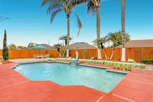 915 Bonneville Ln, Kissimmee, FL 34759 - Photo 41