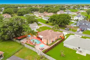 915 Bonneville Ln, Kissimmee, FL 34759 - Photo 51