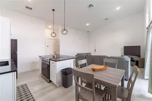 126 1st St, Orlando, FL 32824 - Photo 5