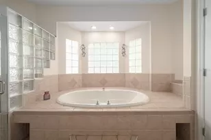 1015 Venetian Ave, Orlando, FL 32804 - Photo 21