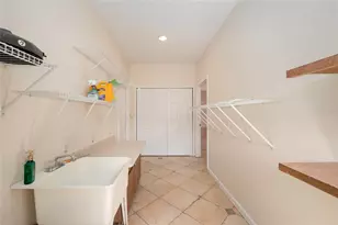1015 Venetian Ave, Orlando, FL 32804 - Photo 23