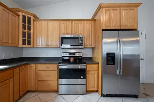 1015 Venetian Ave, Orlando, FL 32804 - Photo 9