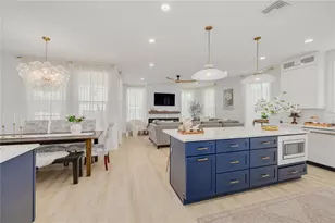 1717 Massachusetts Ave NE, Saint Petersburg, FL 33703 - Photo 7