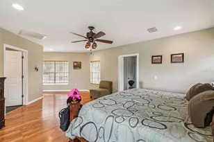 5825 Lake Lizzie Dr, Saint Cloud, FL 34771 - Photo 25