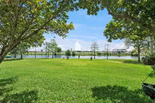 5825 Lake Lizzie Dr, Saint Cloud, FL 34771 - Photo 59