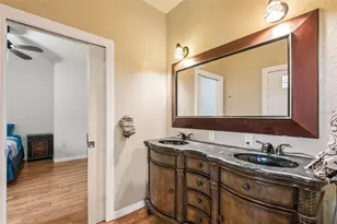 5825 Lake Lizzie Dr, Saint Cloud, FL 34771 - Photo 33