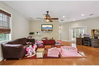 5825 Lake Lizzie Drive, Saint Cloud, FL 34771 - Photo 11