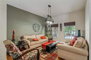 5825 Lake Lizzie Dr, Saint Cloud, FL 34771 - Photo 7