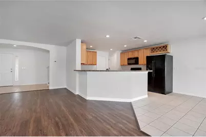 12012 Citrus Leaf Drive, Gibsonton, FL 33534 - Photo 3