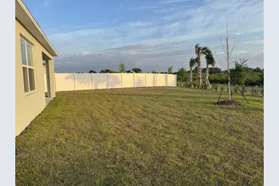 2587 Sage Valley Way, Winter Haven, FL 33884 - Photo 3