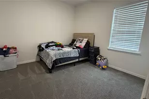 408 Cierra Oaks Cir, Lady Lake, FL 32159 - Photo 23