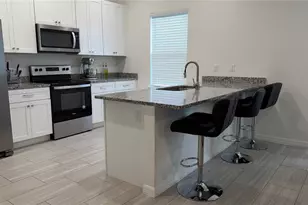 408 Cierra Oaks Cir, Lady Lake, FL 32159 - Photo 7
