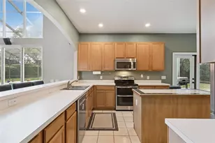 2401 Stoneview Rd, Orlando, FL 32806 - Photo 19