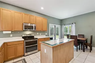 2401 Stoneview Rd, Orlando, FL 32806 - Photo 17