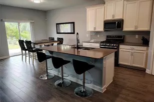 1047 Oak Bluff Dr, Davenport, FL 33837 - Photo 3