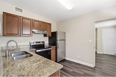 4826 S 8th Avenue S, Saint Petersburg, FL 33711 - Photo 11