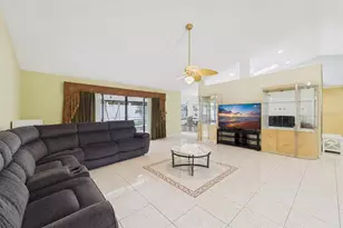 4386 Wyndcliff Cir, Orlando, FL 32817 - Photo 7
