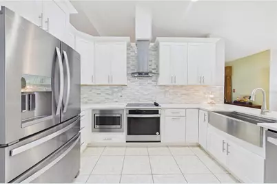 4386 Wyndcliff Circle, Orlando, FL 32817 - Photo 9