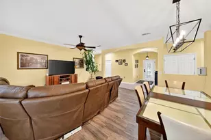 118 Vista Dr, Poinciana, FL 34759 - Photo 9
