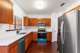 1037 Blackwater Dr, Wesley Chapel, FL 33543 - Photo 5
