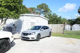 303 Wixie St, Cocoa, FL 32927 - Photo 3