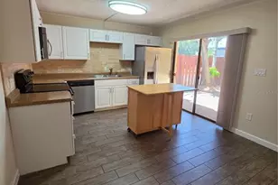 3824 Saxon Dr, New Smyrna Beach, FL 32169 - Photo 5