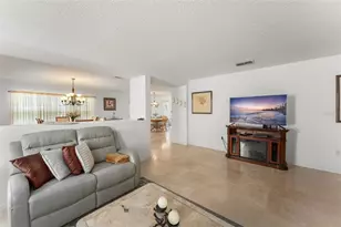 11867 Old Glory Dr, Orlando, FL 32837 - Photo 9