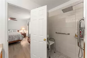 11867 Old Glory Dr, Orlando, FL 32837 - Photo 23