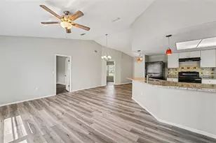 7336 Ashmore Dr, New Port Richey, FL 34653 - Photo 5