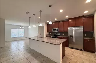 1404 Lanier Point Pl, Kissimmee, FL 34746 - Photo 5