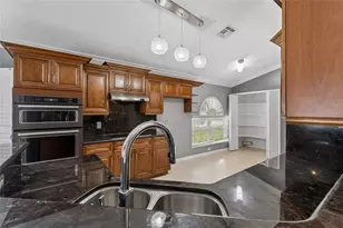 1008 Old Barn Rd, Orlando, FL 32825 - Photo 11