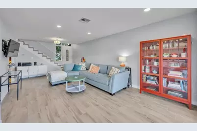 897 Jonathan Way #897, Altamonte Springs, FL 32701 - Photo 3