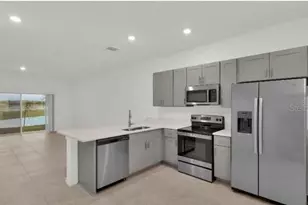 2081 Viewfinder St, Kissimmee, FL 34758 - Photo 3