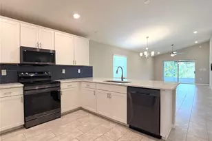1337 Cascade Dr, Davenport, FL 33837 - Photo 3