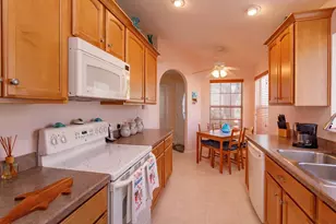 148 Lakeside Cir, Sanford, FL 32773 - Photo 9