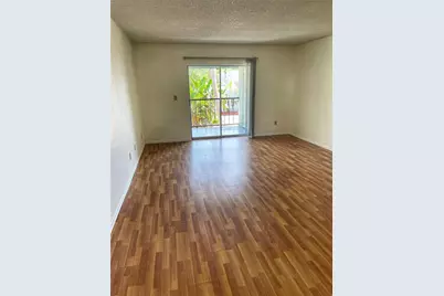2846 Somerset Park Drive #201, Tampa, FL 33613 - Photo 11